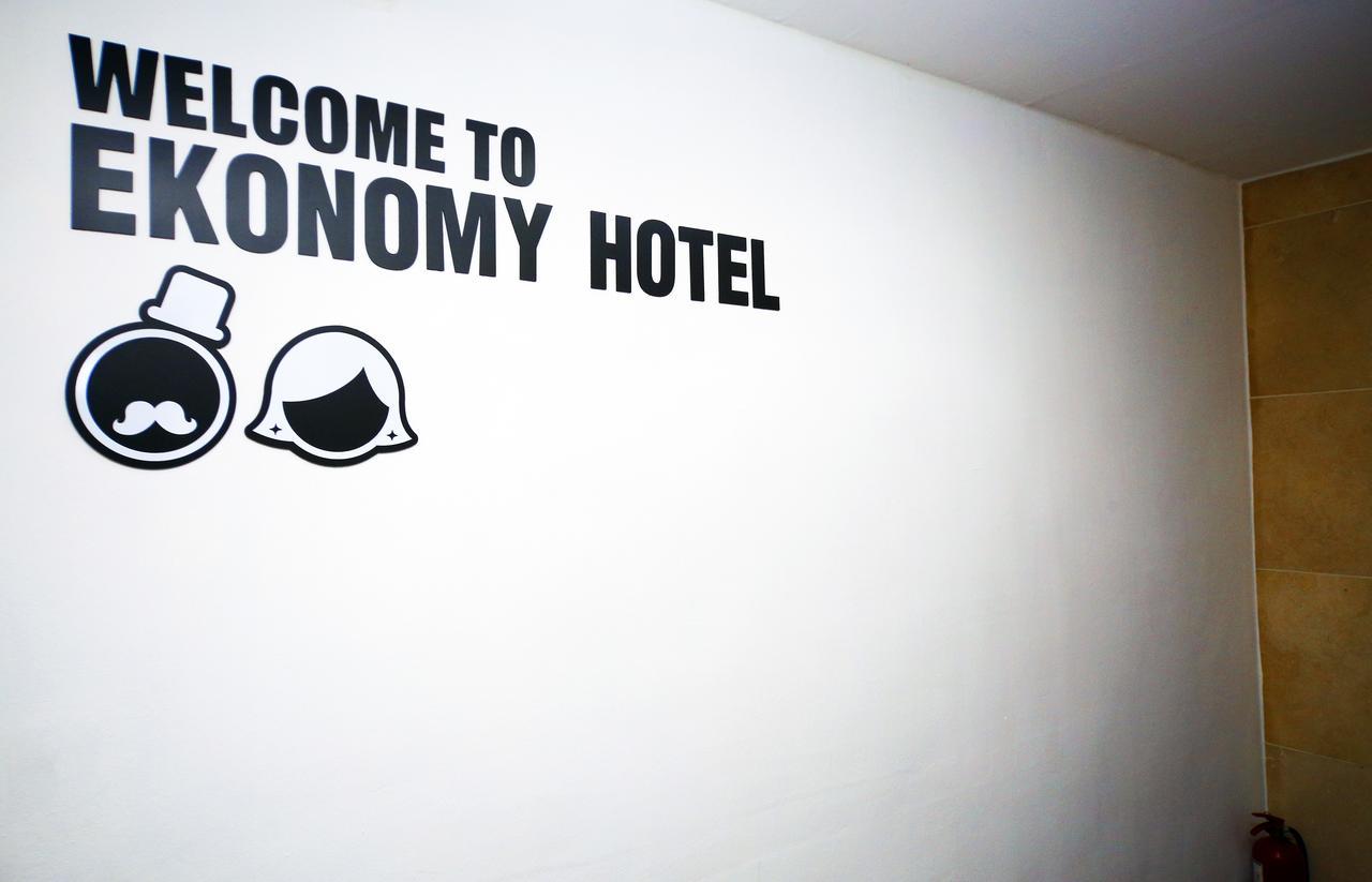 Ekonomy Hotel Mokpho Kültér fotó