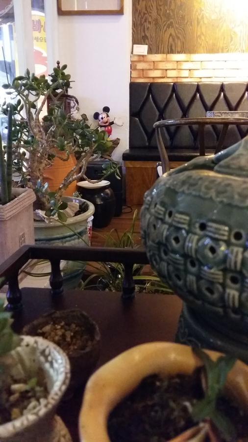 Ekonomy Hotel Mokpho Kültér fotó