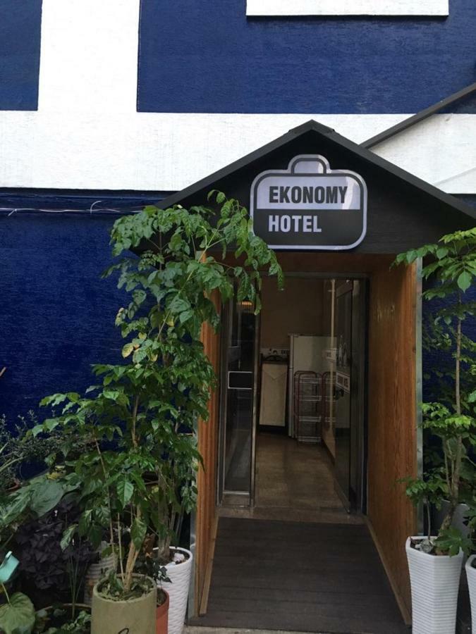 Ekonomy Hotel Mokpho Kültér fotó
